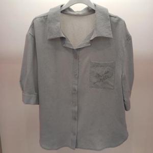 Latium HC06 구김 없는 엉덩이길이 옆트임 7부반팔 깔끔한 카라 셔츠블라우스 T2553bl02M