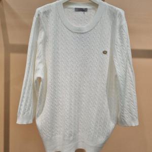 라티움 HC34 부드럽고착용감좋은 품편한세로잔꽈배기 8부소매니트 T2531SW07