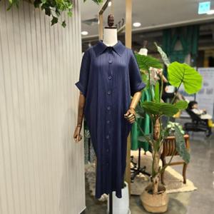 스테파니 HC05 플리츠카라원피스형롱자켓 A25JK5224H1