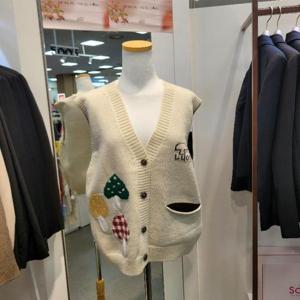 수스 HC07 니트베스트V넥 S254BVOA57