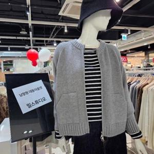 밀스튜디오 DP02 라운드집업니트 LRAZPS100