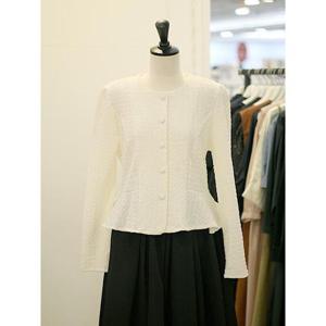 메종블랑쉬 세이브존03 르피타 엠보 콩단추 페플럼 블라우스 AGL254BBLA02A