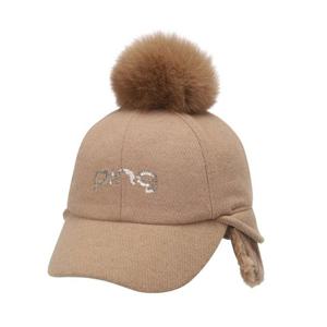 [핑]여자 퍼방울 귀달이 변형 볼캡 121D4CP052_BG_IC