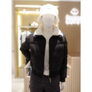 [파리게이츠]521E4JP402_BK-여성 렉스퍼 패치 구스 다운 점퍼-(25년겨울)