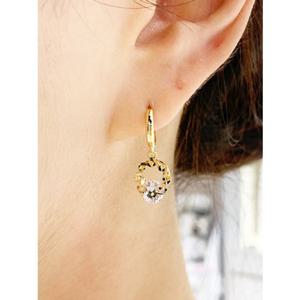 미니골드 18K 로티컷 큐빅 귀걸이 EGRM4169