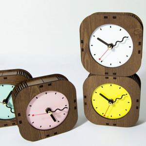 한숲하우스 RTC 001 레트로 네모 탁상시계(무소음)