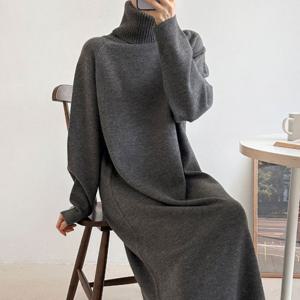 샵앤) 여성 옆트임 니트 롱 폴라 원피스N ARA-WDR-4036-차콜