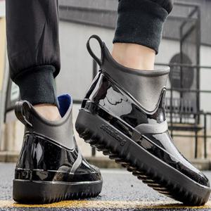 남성 둥근 앞코 유광 레인부츠 앵클부츠 방수 숏장화