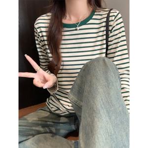 웬디 / 심플 라운드넥 스트라이프 긴팔티 TL13635