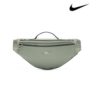[나이키]나이키 레트로 패니 팩 미니 크로스백 1L DR6266-370