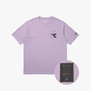 [디아도라] 아카이브 라운드 반팔 티셔츠 VIOLET