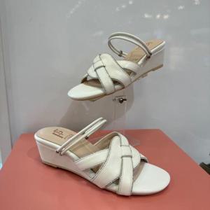 에스콰이아 HC30 여성 꼬임 웨지 샌들 PFDMSD604 WH
