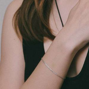 제이로렌 플렉시블 슬림 체인 실버 팔찌 B01042