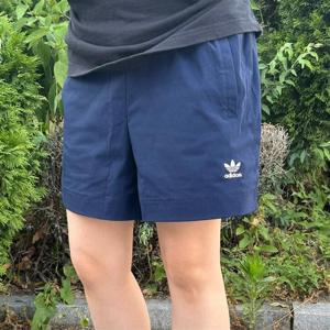 아디다스 여성 에센셜 립스톱 쇼츠 네이비 반바지 JD1509