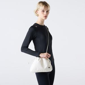 [데상트공식] 우먼스 드로우 스트링 크로스백 SQ322UBG77