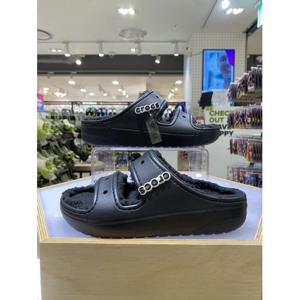 [크록스 슈즈]클래식 코지 샌들 207446-060 블랙