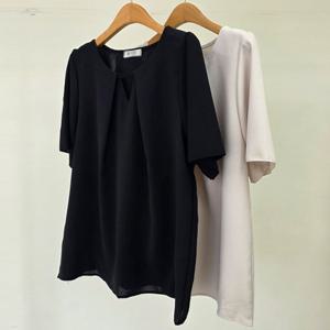 나야홍 / 빅사이즈브이블라우스 U445L507 넥라인끈망토블라우스