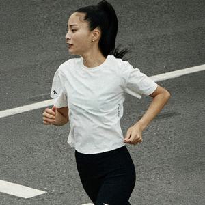 [데상트공식] 우먼스 러닝 쿨링 크롭 티셔츠 SQ322RTS75