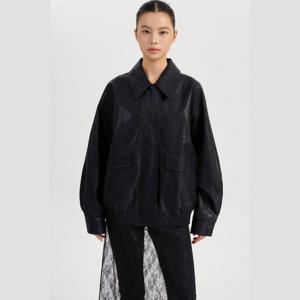 [럭키슈에뜨]페이크 레더 점퍼 LQUAW25100BKX