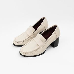 [신난다슈]여성 구두 펌프스 힐 7cm 페니 로퍼 힐 발편한 통굽 양가죽 UN257136 아이보리