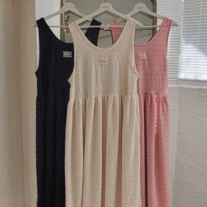 나야홍 / 빅사이즈원피스 V169L508 엠보패턴민소매원피스 GB