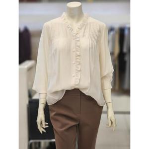 더아이잗 세이브존07 퍼프 러플 블라우스 IR9A0BL051