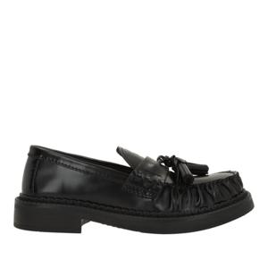 미우미우 태슬 디테일 라운드 토 로퍼 5D497EF030 055F0002