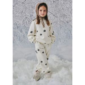 [빈]플라워 패턴 아이보리 조거팬츠BZ68PT01IV