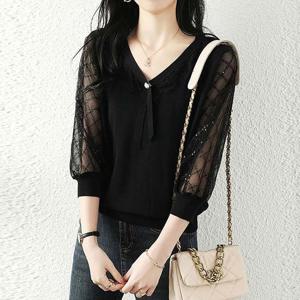 F007514_시스루 레이스배색 브이넥 블랙니트 블라우스