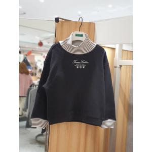 베네통키즈6 주니어스트라이프배색맨투맨 QAMT22561 25W