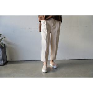 밴딩 핀턱 울 배기 팬츠