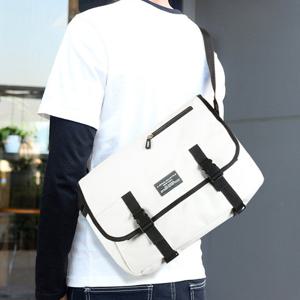 [디어백] 남녀공용 스포티한 캐주얼 메신저백 CH6530