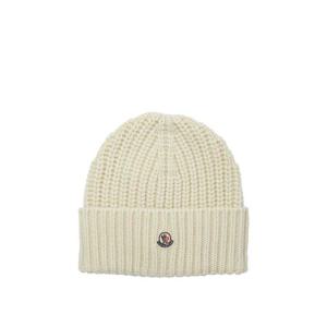 MONCLER Wool beanie 3B00035-M4281034