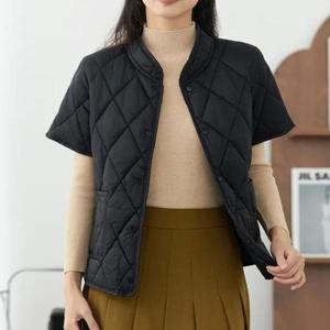 [드레스허그]겨울 레이어드 이너 반팔 경량 패딩 자켓