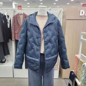 [데일리스트][세정_인디안여성복]밑? 배색 숏다운패딩MDEKD4W93210_GN