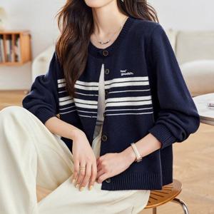 [몽벨리즈]굿타임스트라이프가디건 mde2302373