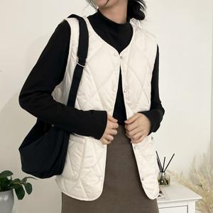 [시노코] 다이아 누빔 경량 조끼