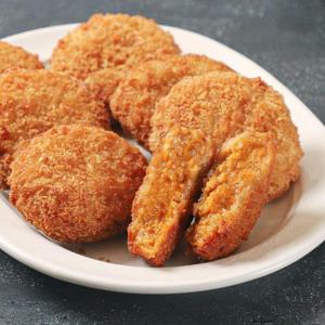 갤러리아_백년시장 명물 바삭 고로케 매콤한맛 총 9개 /개당 50g