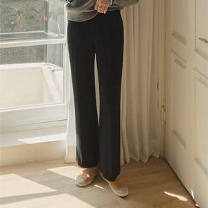 [한정수량]MADE PREMIUM 비스트 핀턱 슬랙스 뒷밴딩 팬츠