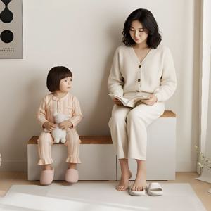 라일라 수납스툴 침대 발판 계단 의자 화장대 의자 벤치 소파 (2color)