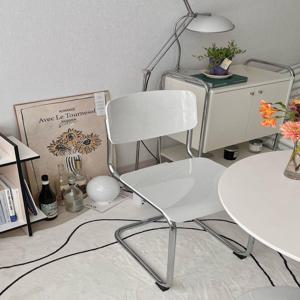 [리퍼] 이지케어 젠가 의자 미드센추리모던 디자인체어 카페 주방 식탁 2colors