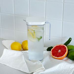 BPA FREE 국내생산 심플한 냉장고 테이블 정사각 물병 1.18L (2개 세트)