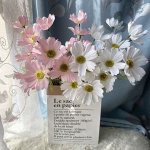 1+1 코스모스 가을꽃 실크플라워 조화 생화같은 도매 꽃장식 꽃다발 들꽃 데이지꽃