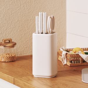 깔끔한 절삭력! 스텐 일체형 깔끔 칼세트(칼3종+가위+4구 칼블럭)