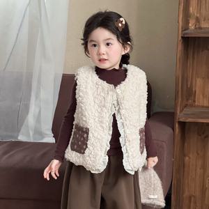 플라워 포켓 뽀글이 조끼 R15583