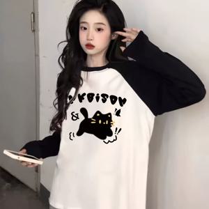 TEMU 여성용 일본식 한국 스타일 컬러 블록 래글런 긴팔 티셔츠 - 귀여운 고양이 & 하트 만화 프린트, 루즈핏 라운드넥 캐주얼 탑 봄/가을용, 편안한 풀오버, 재미있는 그래픽 티, 내구성 있는 캐주얼웨어, 세탁기 사용 가능 원단