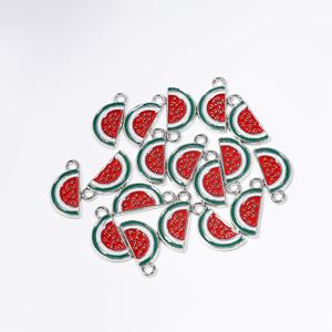 TEMU 10개 수박 에나멜 펜던트 - 생기발랄한 레드 & 그린 합금 참, 검은 씨앗이 달린 DIY 주얼리 만들기 용품, 목걸이 귀걸이 키체인 공예용, 여름 테마 선물 액세서리, 장식적인 디자인, 메탈릭 잠금 부착