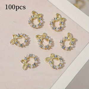 TEMU 100개의 크리스마스 네일 아트 참과 휘석, 진주가 달린 3D 금속 합금 눈꽃 사슴 눈사람 디자인, DIY 네일 장식용, 무향