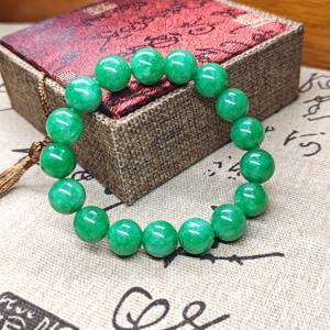 TEMU 12.3Mm 에메란드 그린 자연석 대형 원형 비즈 스트레치 브레이슬릿, 남성을 위한 고급 액세서리, 자동차 펜던트로 적합합니다. 봄 축제, 새해, 랜턴 축제, 데이, 여성의 날, 어머니의 날, 아버지의 날, 세인트 패트릭의 날, 크리스마스, 할로윈, 부활절, 추수 감사절을 위한 완벽한 선물, 무작위 패턴을 특징으로 합니다.