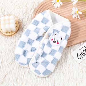 TEMU 1pc 겨울 따뜻한 플러시 반려견 재킷, 체크 무늬 스냅 버튼 반려동물 조끼, 끈 구멍, 소형, 미니 및 장난감 품종을 위한 부드러운 폴리에스터 코트, 짠 테디 비숑 부들 브러시 고양이 옷